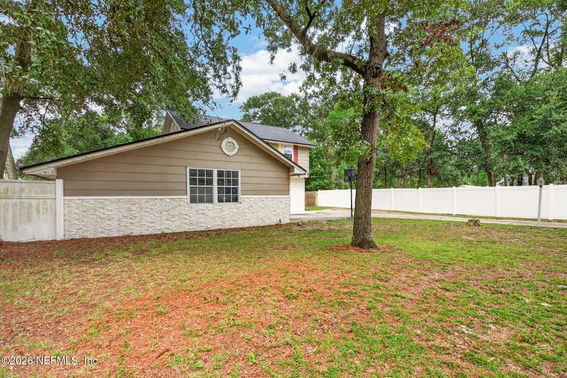 8409 Alderman Rd, Jacksonville, FL 32211