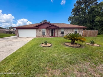 841 Chalmet Ln, Jacksonville, FL 32218