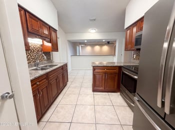 841 Chalmet Ln, Jacksonville, FL 32218