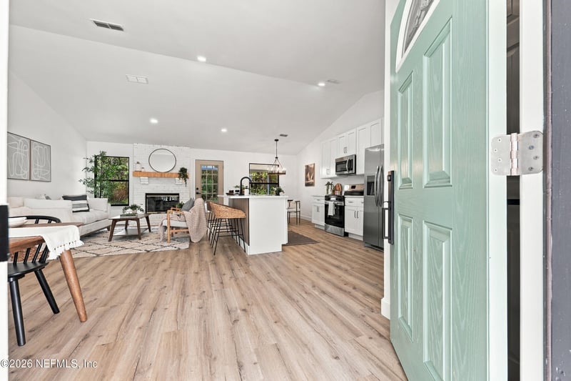 8411 Three Creeks Blvd, Jacksonville, FL 32220