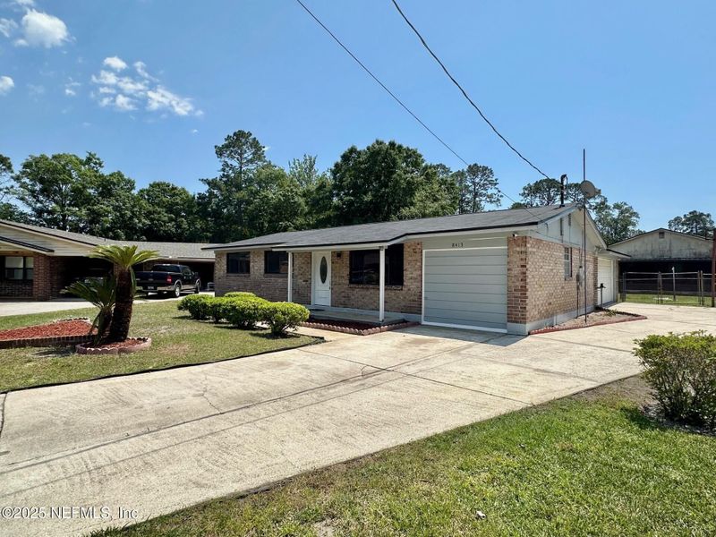 8413 Dublin Ct, Jacksonville, FL 32219