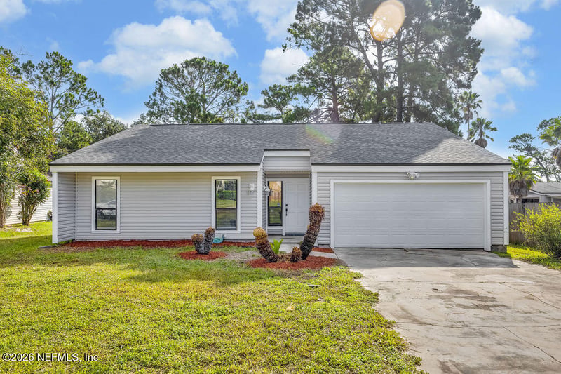 8423 Chason Rd E, Jacksonville, FL 32244