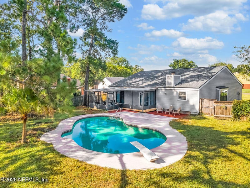 8423 Chason Rd E, Jacksonville, FL 32244