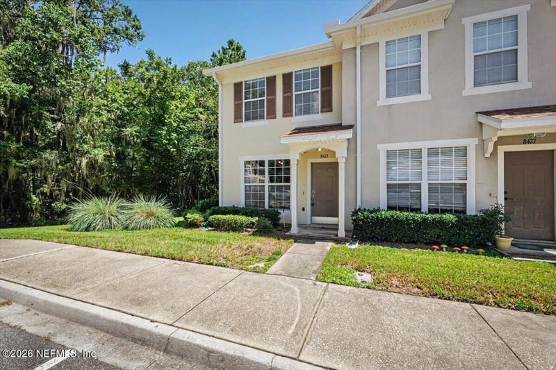 8423 Thornbush Ct, Jacksonville, FL 32216