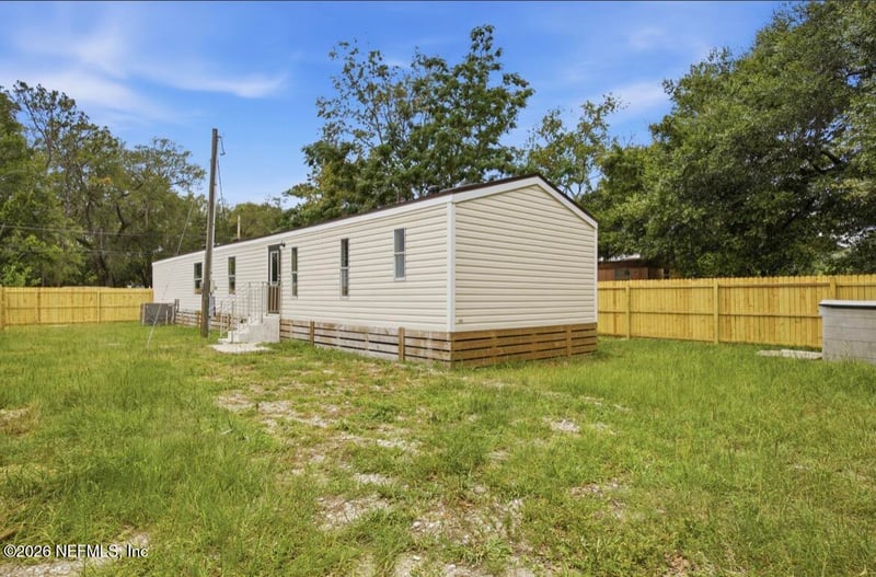 8427 Mcglothlin St, Jacksonville, FL 32210