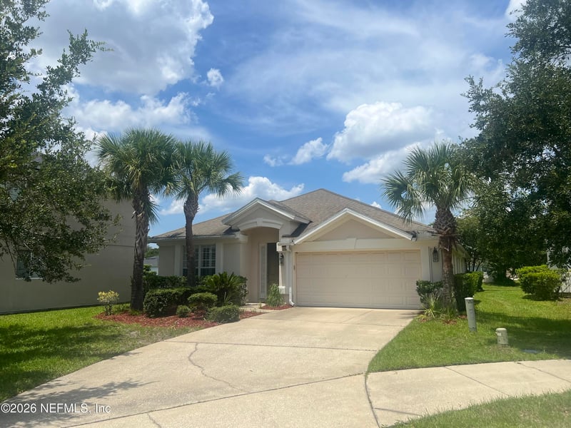 8429 Highgate Dr, Jacksonville, FL 32216