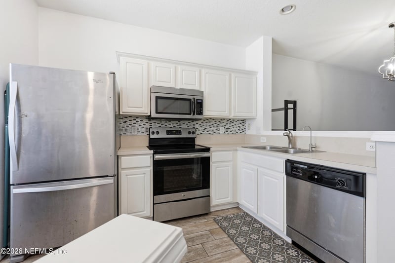 8435 Thornbush Ct, Jacksonville, FL 32216