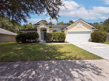 8436 Staplehurst Dr W, Jacksonville, FL 32244
