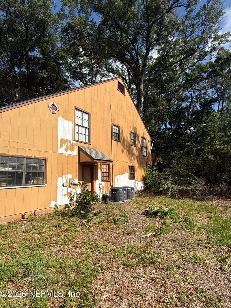 8445 Alderman Rd, Jacksonville, FL 32211