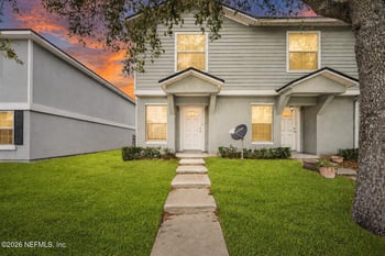 8446 Mcgirts Village Ln, Jacksonville, FL 32210