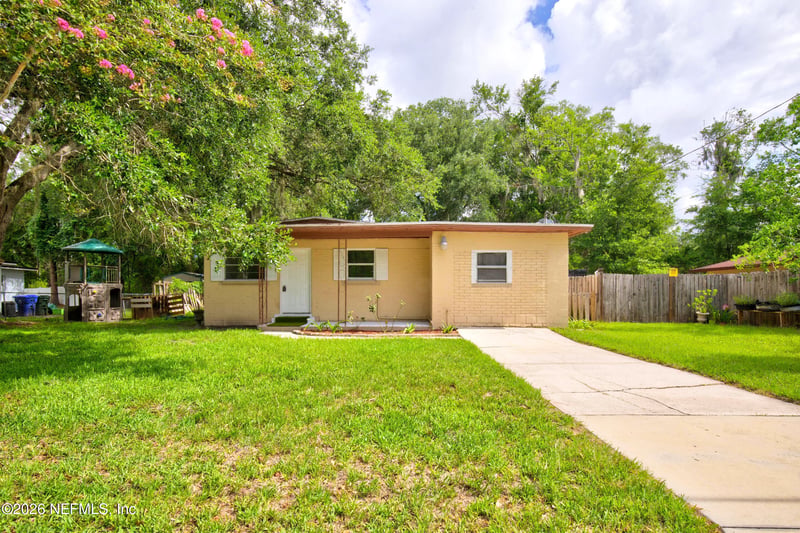 845 Floyd Cir N, Orange Park, FL 32073