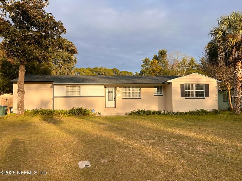 845 Ibis Rd, Jacksonville, FL 32216