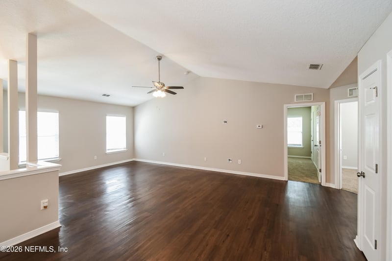 8450 Maple St, Jacksonville, FL 32244