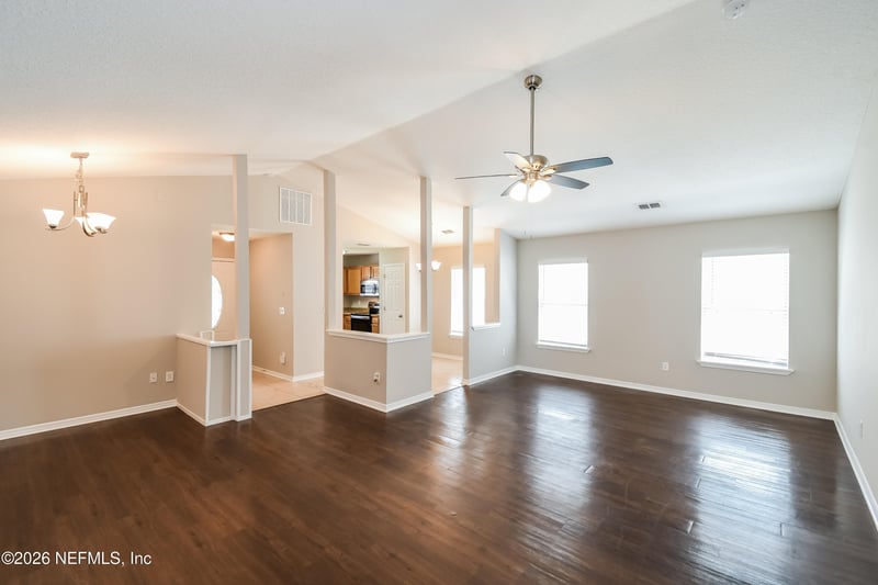 8450 Maple St, Jacksonville, FL 32244