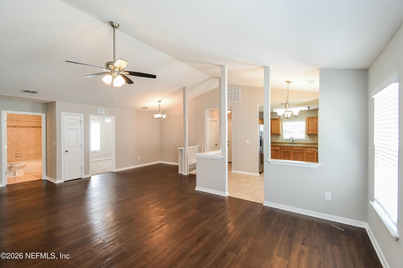 8450 Maple St, Jacksonville, FL 32244
