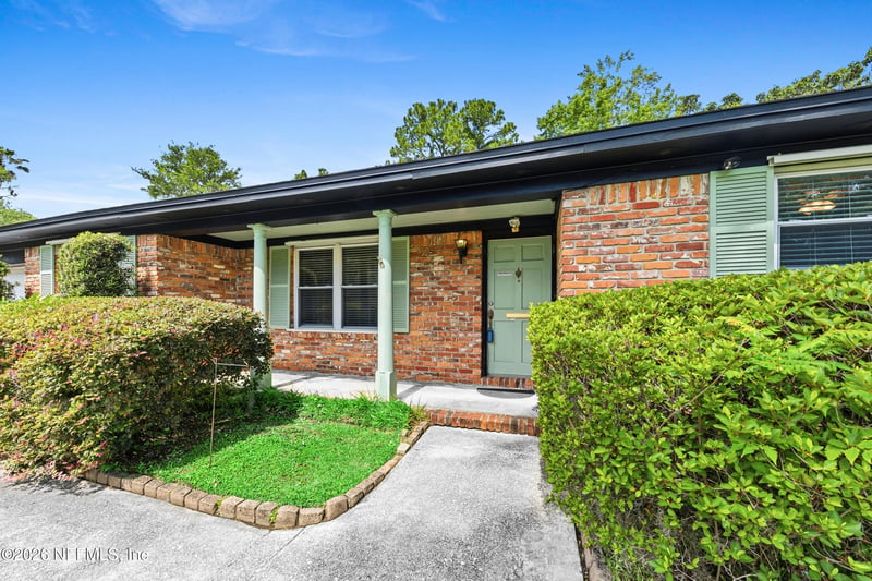 8452 Brierwood Rd, Jacksonville, FL 32217