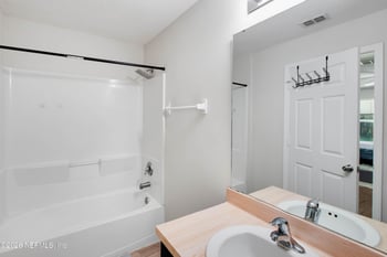 8454 Kona Ave, Jacksonville, FL 32211