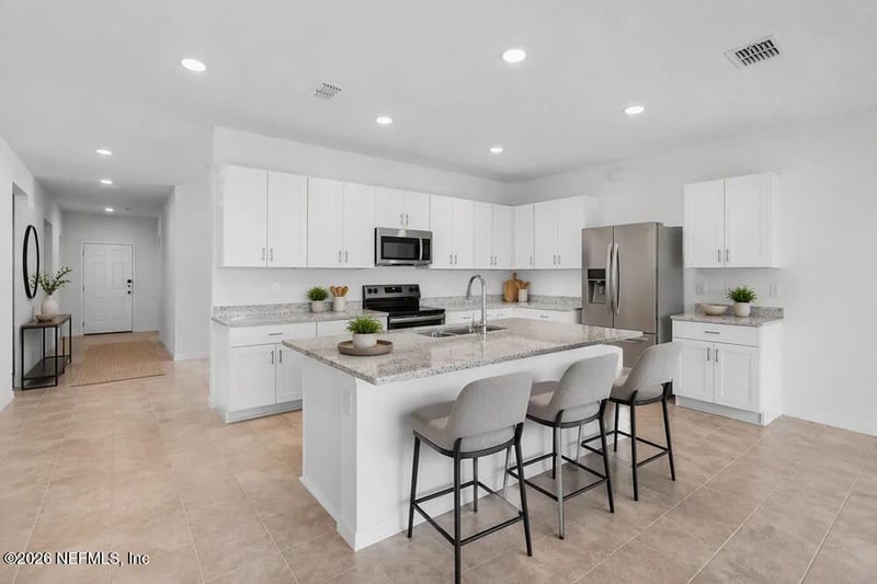 8465 Lilias Cir, Jacksonville, FL 32219