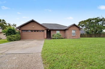 8468 Pikes Peak Dr N, Jacksonville, FL 32244