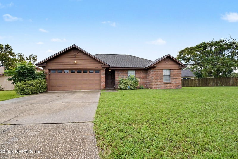 8468 Pikes Peak Dr N, Jacksonville, FL 32244