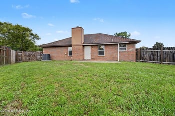 8468 Pikes Peak Dr N, Jacksonville, FL 32244