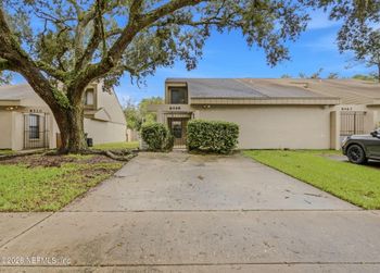 8468 Windypine Ln, Jacksonville, FL 32244