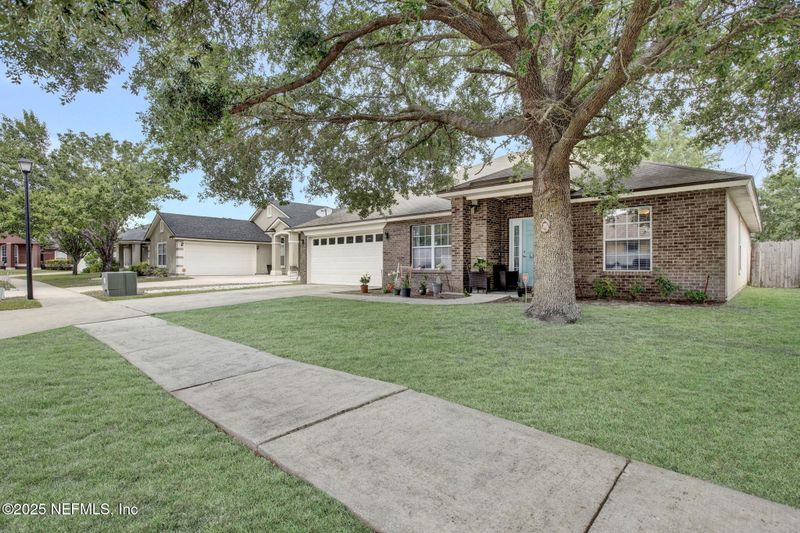 8471 E Hunston Mill Ln, Jacksonville, FL 32244