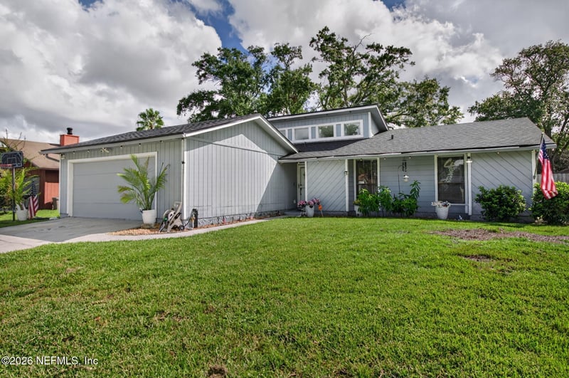 8479 Rampart Rd, Jacksonville, FL 32244