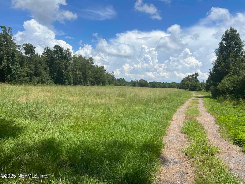 8484 NW 229 A St, Starke, FL 32091