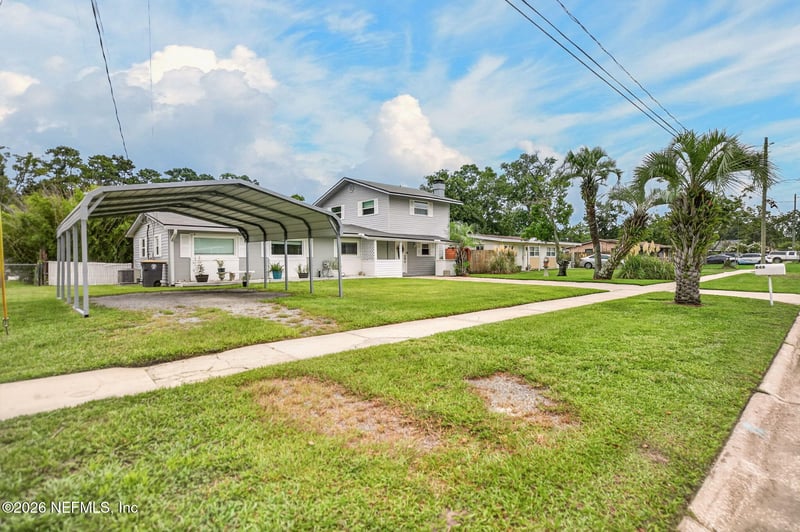 849 Crest Dr E, Jacksonville, FL 32221