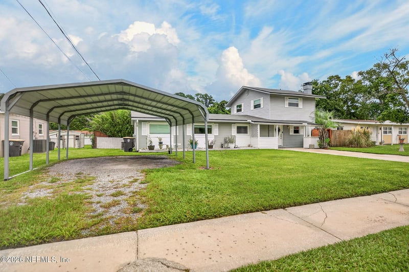 849 Crest Dr E, Jacksonville, FL 32221