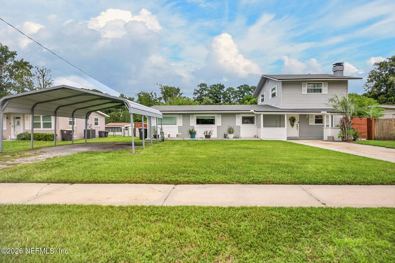 849 Crest Dr E, Jacksonville, FL 32221