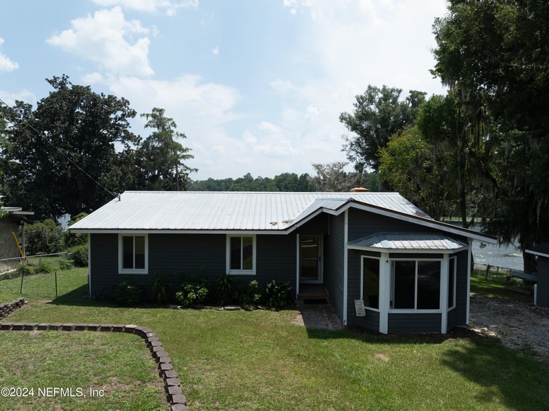 8491 Lilly Lake Rd, Melrose, FL 32666