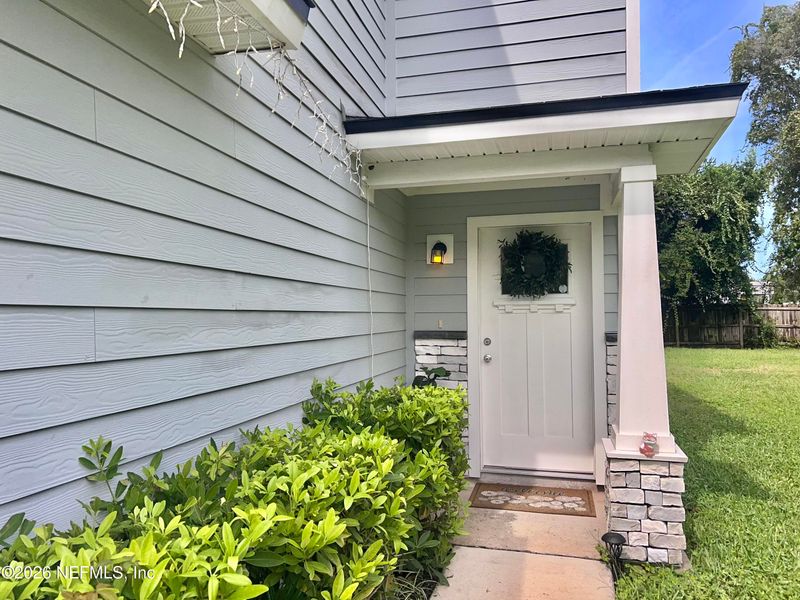 8493 Thor St, Jacksonville, FL 32216