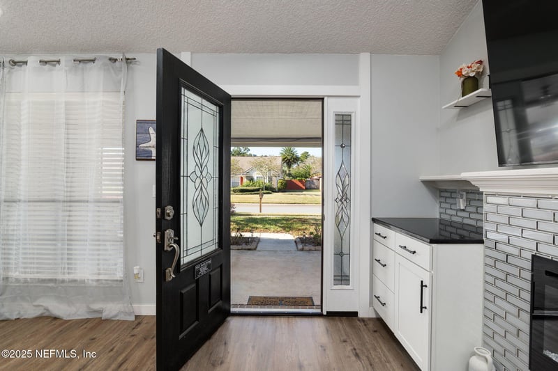 8499 Bandera Cir W, Jacksonville, FL 32244