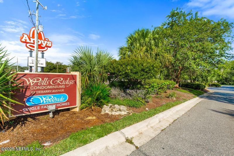 85 Debarry Ave #1012, Orange Park, FL 32073