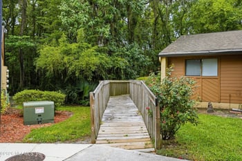 85 Debarry Ave #2022, Orange Park, FL 32073