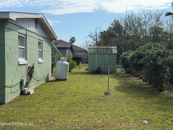 850 Sailfish Dr E, Atlantic Beach, FL 32233