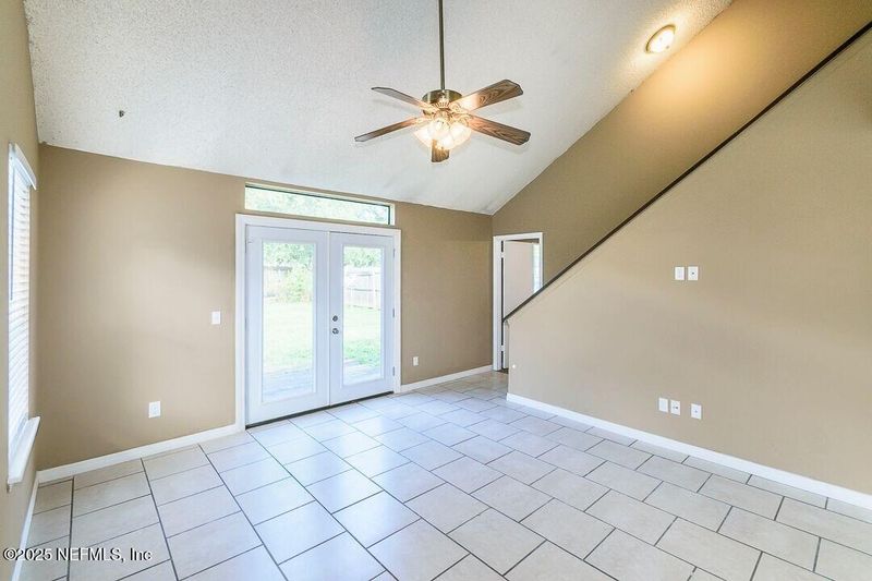 8504 Long Meadow Ct, Jacksonville, FL 32244