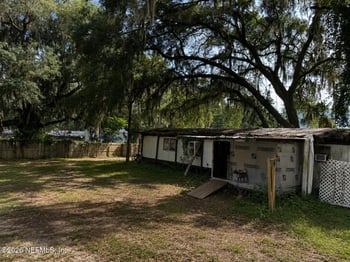 85042 Halls Ln, Yulee, FL 32097