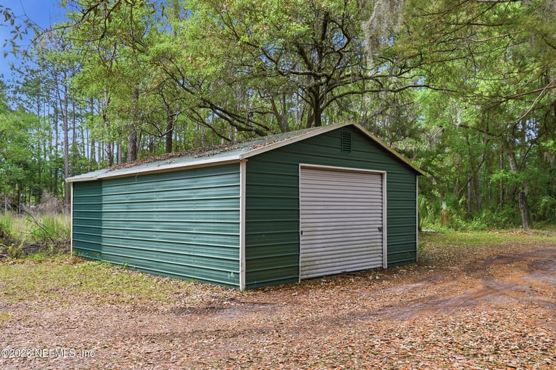 85045 Lonnie Crews Rd, Fernandina Beach, FL 32034