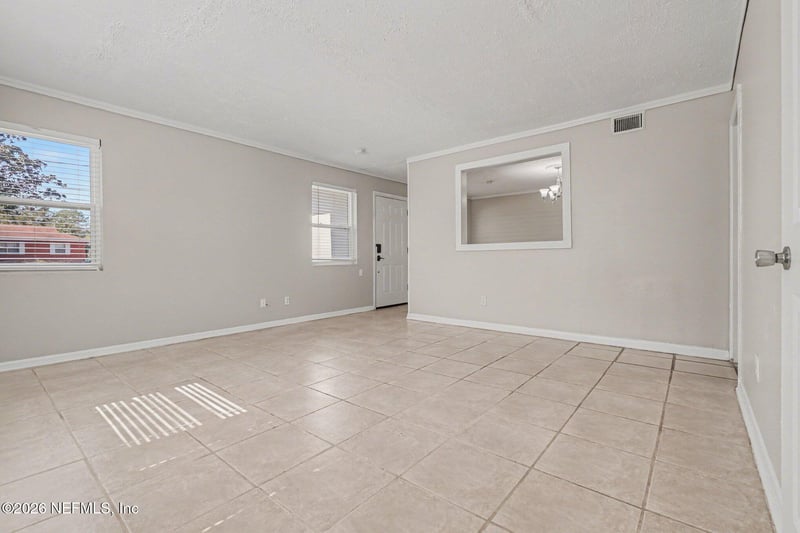 8509 Laurens Rd, Jacksonville, FL 32208