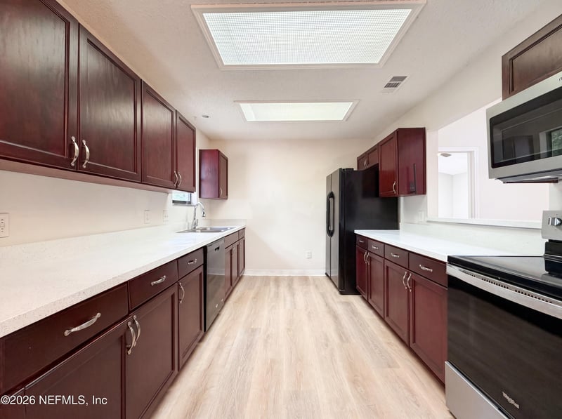 8510 Mcneill Rd, Jacksonville, FL 32244