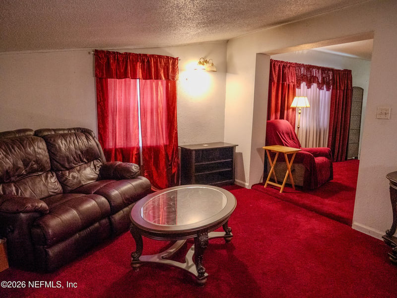 8513 Oak Leaf Rd, Jacksonville, FL 32208