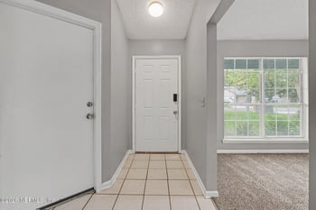 8520 Moss Pointe Trl N, Jacksonville, FL 32244