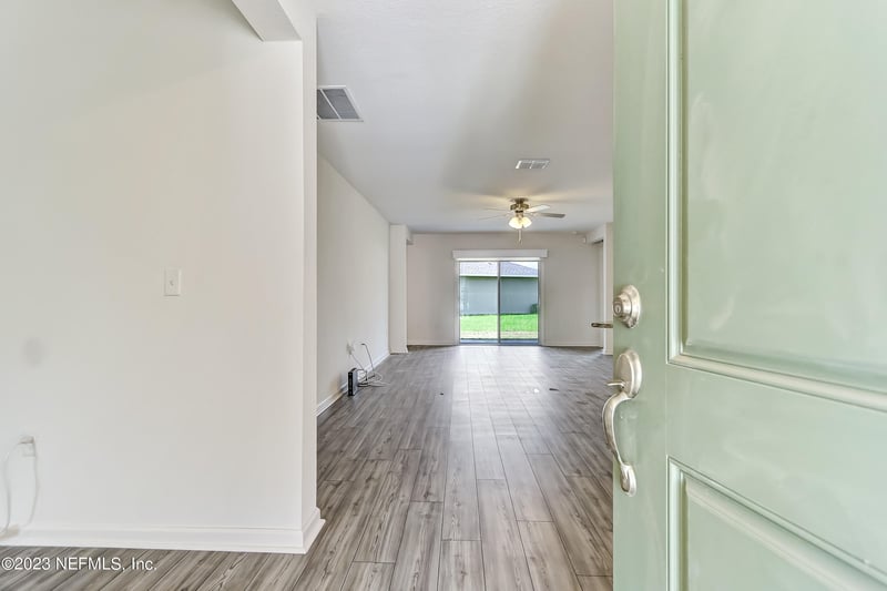 8521 Lake George Cir W, Macclenny, FL 32063