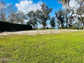 8525 Beverly Ln, St Augustine, FL 32092