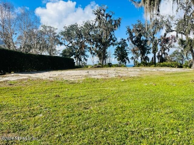 8525 Beverly Ln, St Augustine, FL 32092