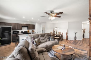 8528 Osteen St, Jacksonville, FL 32210