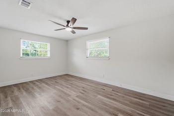 8529 Burkhall St, Jacksonville, FL 32211